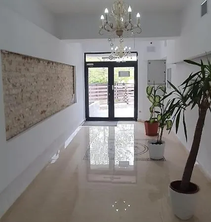 Charming 2 With Pool 5 Minute Pana La Plaja Aparthotel *
