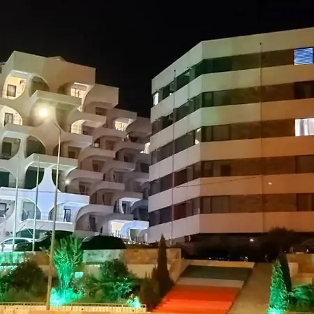 Charming 2 With Pool 5 Minute Pana La Plaja Aparthotel *