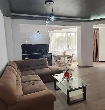 Charming 2 With Pool 5 Minute Pana La Plaja Aparthotel