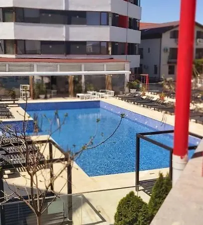 Charming 2 With Pool 5 Minute Pana La Plaja Aparthotel Năvodari